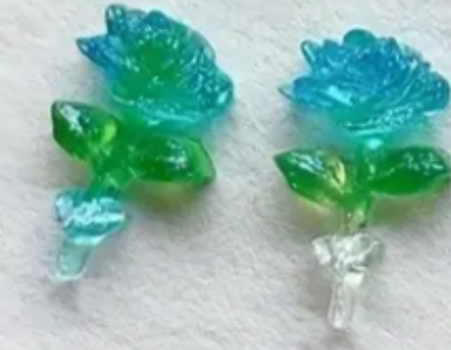 Mini roses charms