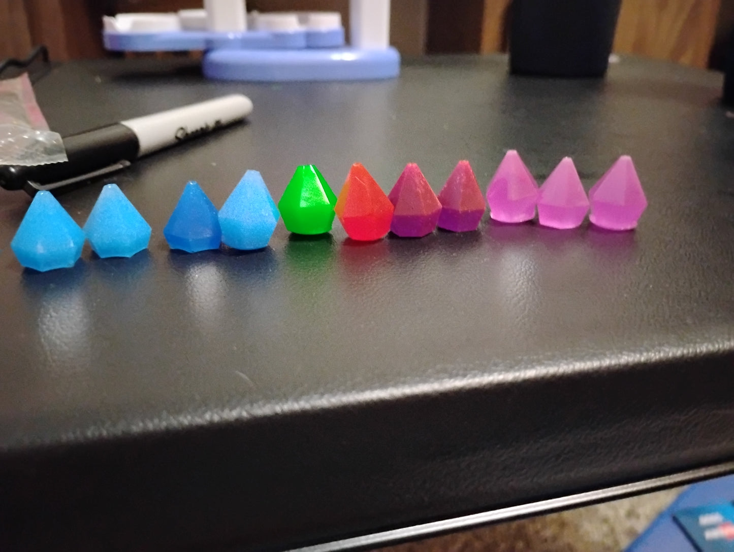 Diamond spike