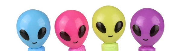 Ilumina las cabezas de los extraterrestres