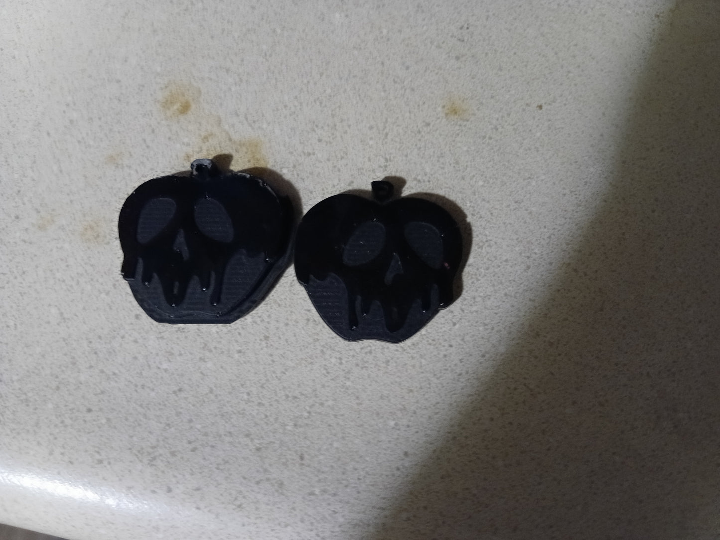 Poison apples
