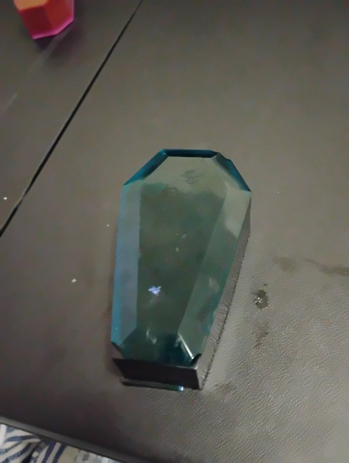 Resin coffin