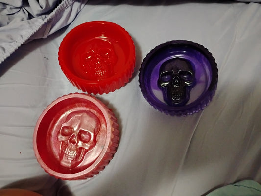 Skull ashtray