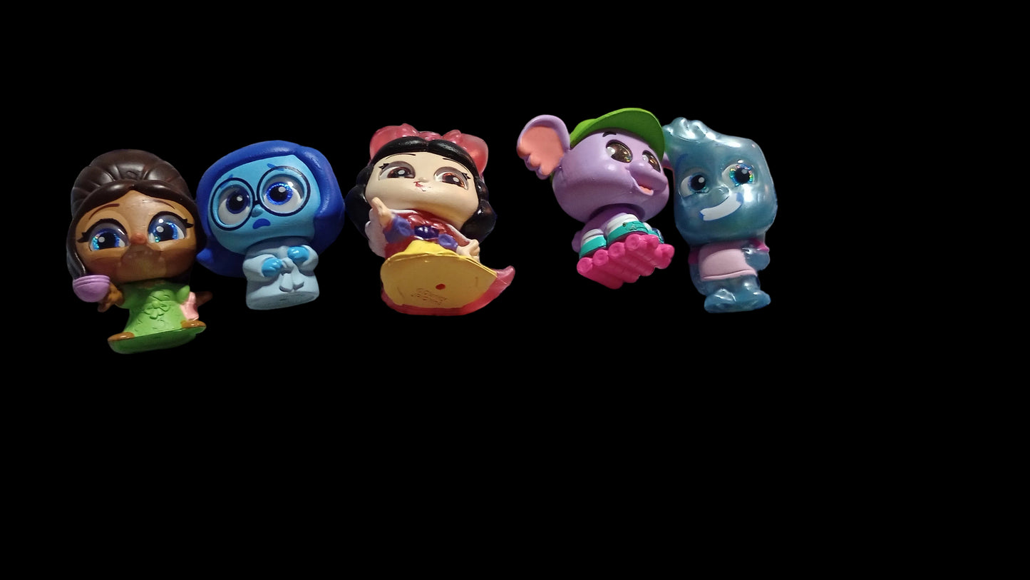 Mini characters