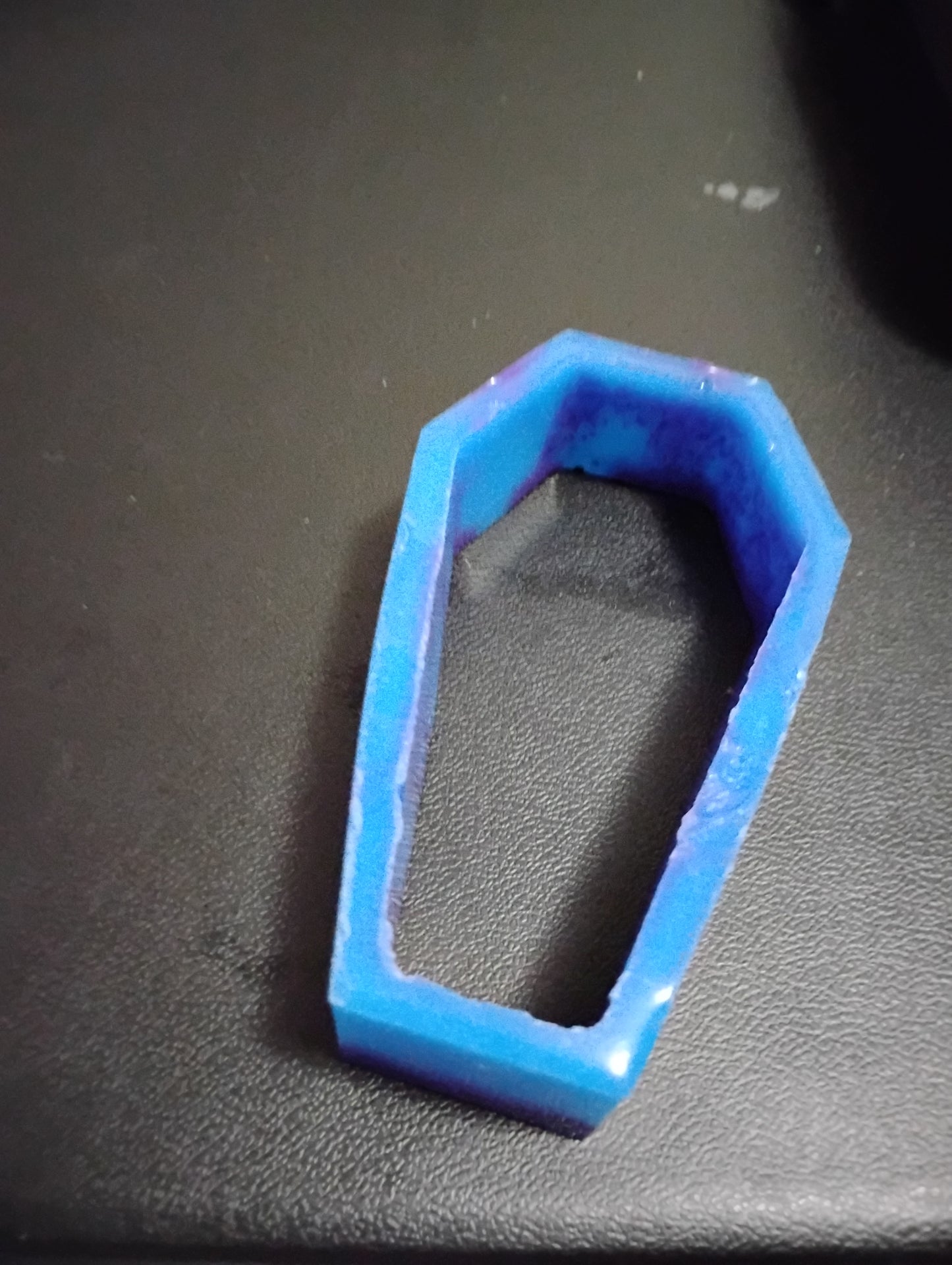 Resin coffin